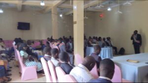 Les jeunes du Nord-Kivu réunis au tour d&rsquo;une table : l&rsquo;état du parlement et de la Province au centre de leurs discussions