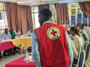 Crise humanitaire dans l&rsquo;Est de la RDC : le CICR et la Croix-Rouge expliquent aux journalistes du Nord et Sud-Kivu le DIH