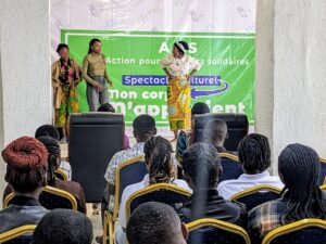 L’avortement sécurisé, un droit garanti mais méconnu : ADS sensibilise les étudiants de Goma à travers un spectacle culturel