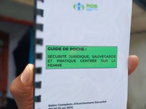 Sécurité juridique, saugarde et pratique centrée sur la femme en RDC : comprendre l’essentiel du guide de poche d’ADS